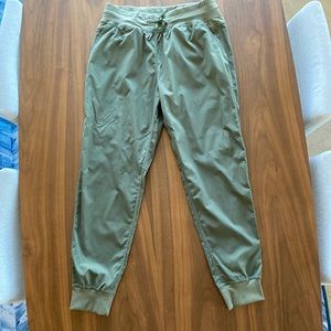 ZYIA Olive Trail Jogger 29”